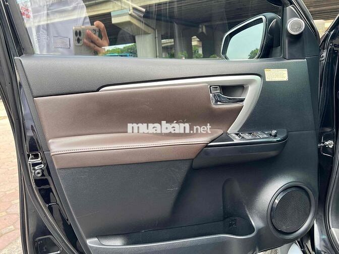Toyota Fortuner 2017 máy xăng 2 cầu 645tr