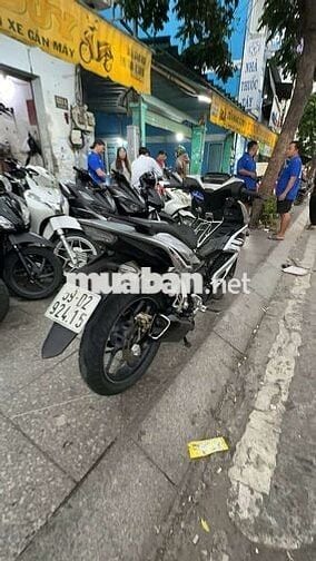 Honda Winner V2 ABS 2018 Đen Bạc Mới 90%