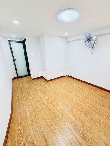 NHÀ QUẬN 10 - 2 TỶ 830 - 1 TRỆT 2 LẦU - Ở NGAY