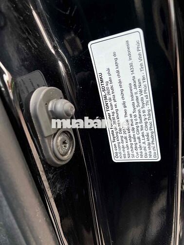 Toyota Fortuner 2017 máy xăng 2 cầu 645tr
