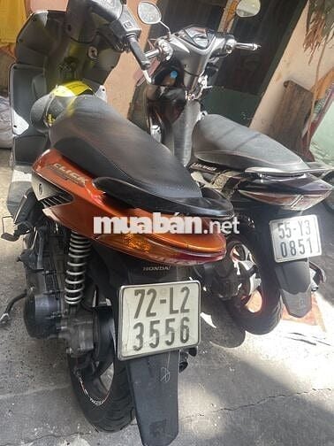Honda Click màu Cam
