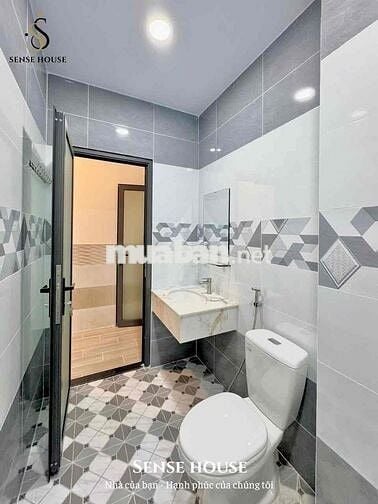 TRỐNG LẠI 2 PHÒNG NGỦ CAO CẤP - TÁCH BẾP RIÊNG BIỆT,NGAY CHỢ TÂN HƯƠNG