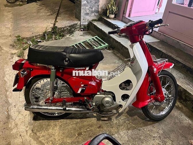 Honda DD Đỏ
