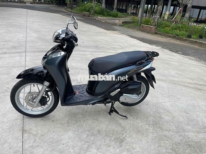 Honda SH Mode Xám đen