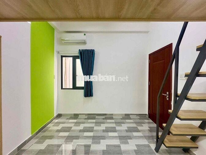 PHÒNG MỚI XÂY GÁC CAO THANG MÁY BANCOL HẺM OTO GẦN ĐẦM SEN ĐH VĂN HIÊN