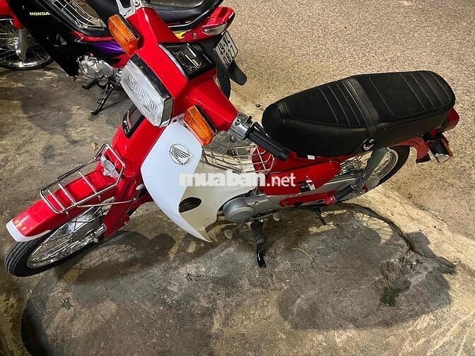 Honda DD Đỏ