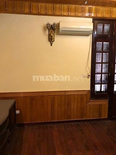 Cho thuê nhà số 44 ngõ 318 Đê La Thành, phường Ô Chợ Dừa, Hà Nội