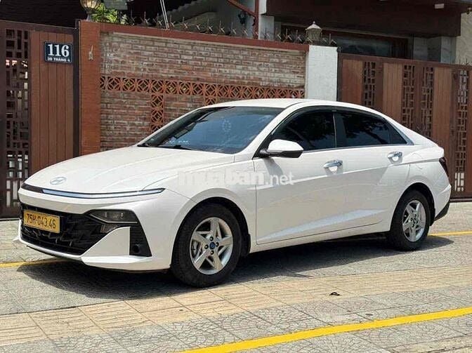 Hyundai Accent 2025 Trắng