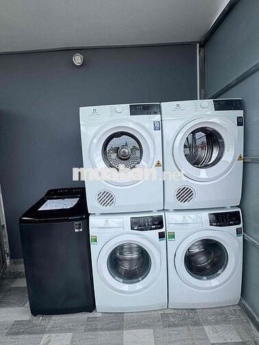 PHÒNG MỚI XÂY GÁC CAO THANG MÁY BANCOL HẺM OTO GẦN ĐẦM SEN ĐH VĂN HIÊN