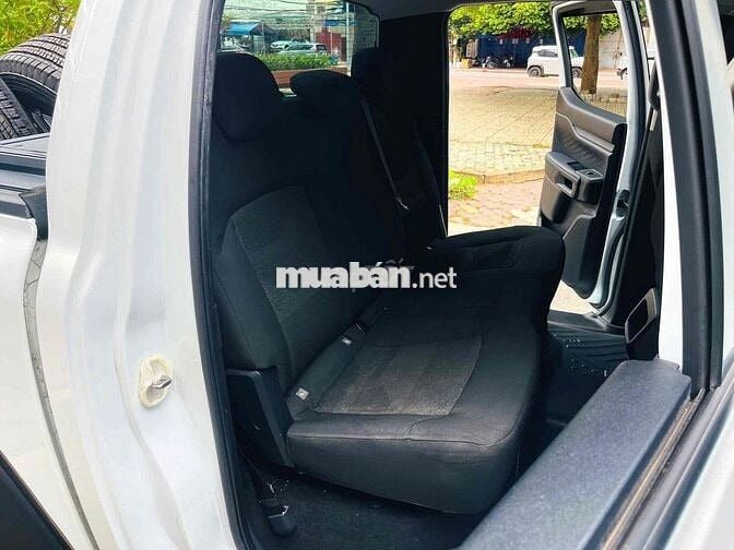 Ford Ranger XLS AT 4x4 2024 Trắng 22.700 km