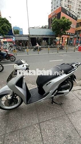 Honda SH 125 2018 Bạc Đã sử dụng