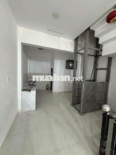 Hẻm 8M Ni Sư Huỳnh Liêm P10 Q Tân Bình - 4 Phòng ngủ - ngang 4x13m 2L 