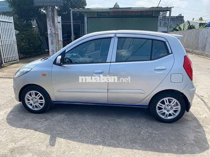 Hyundai i10 2011 AT giá 115 triệu