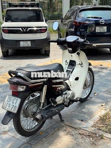 Honda Dream màu Tím trắng máy zin chạy ít