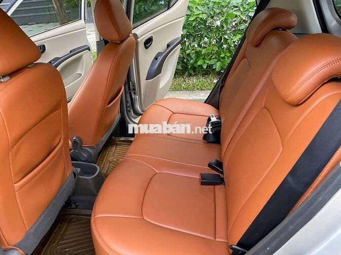 Hyundai i10 2011 AT giá 115 triệu