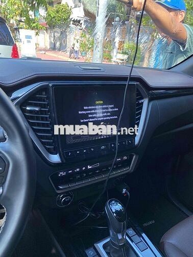 Isuzu D-Max Type Z 2022 4x4 Xanh 9649 km