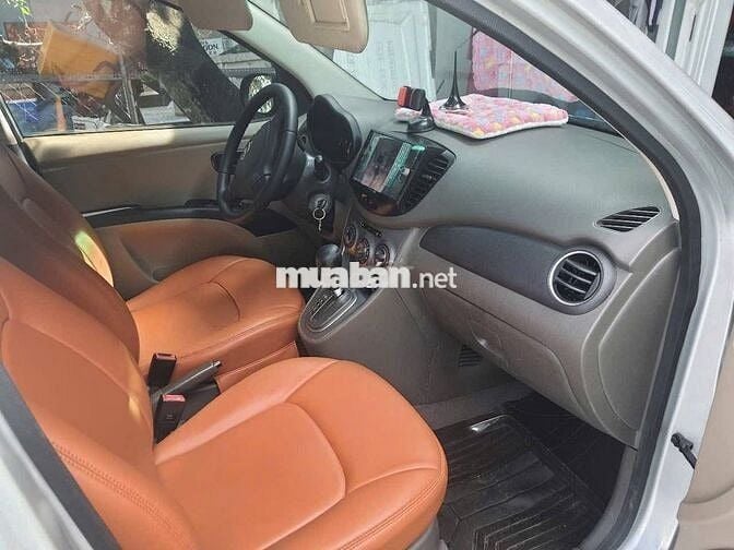Hyundai i10 2011 AT giá 115 triệu