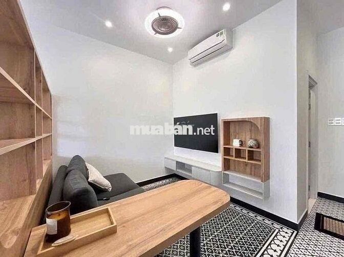 Trống lại căn hộ 45m2 ban công full nội thất gần vòng xoay dân chủ