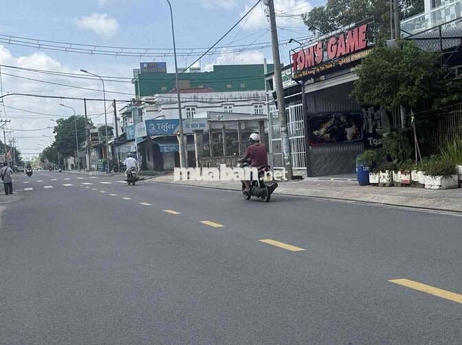BÁN NHÀ MẶT TIỀN LIÊU BÌNH HƯƠNG GIÁ 2 TỶ ĐANG CHO THUÊ 8 TRIỆU/THÁNG