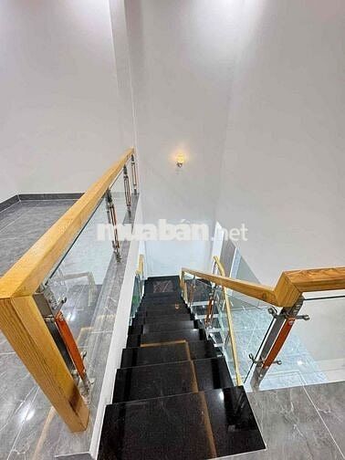 Chủ hạ giá bán Nhà gần Trường Đại học Thủ Dầu Một, Phú Hoà -SHR