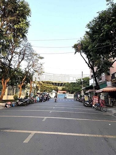 Mặt tiền khu dân cư Bình Phú - Khu phân lô - 5 tầng - vị trí đẹp