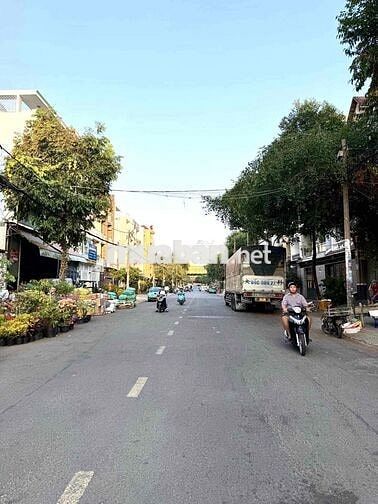 Mặt tiền khu dân cư Bình Phú - Khu phân lô - 5 tầng - vị trí đẹp
