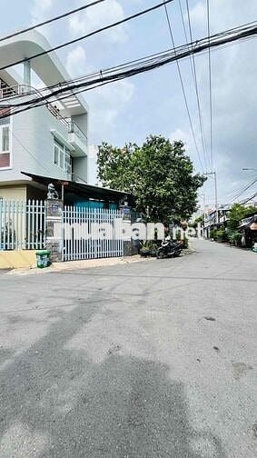 Nhà Góc Hai Mặt Tiền Linh Xuân Thủ Đức ! Sat  ĐHQG