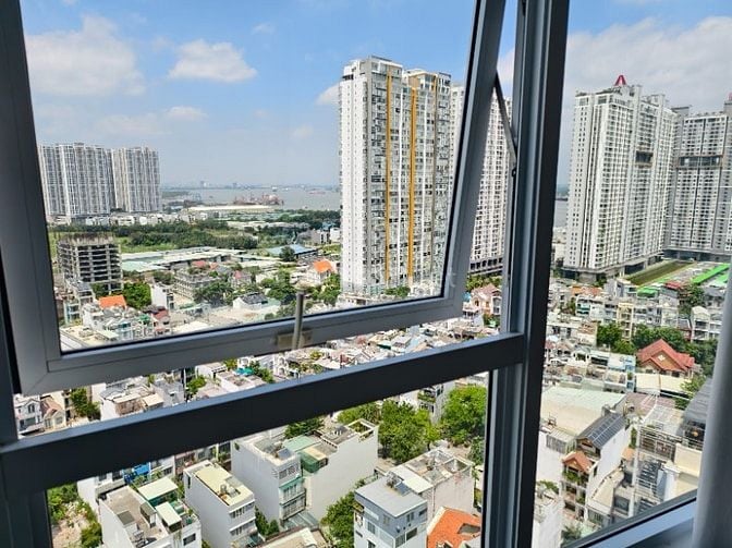 Cho thuê lại 2PN căn hộ  3PN 150m2