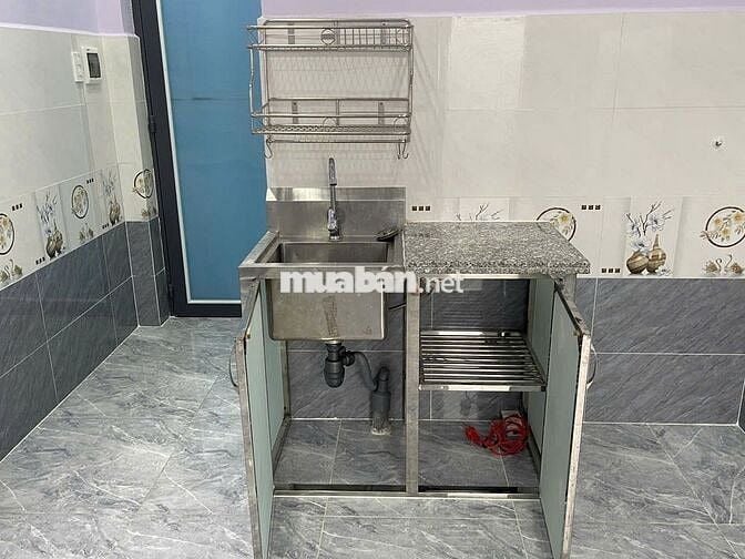 Nhà trọ mới xây, phòng lầu 1 gió rất mát , sạch sẽ
