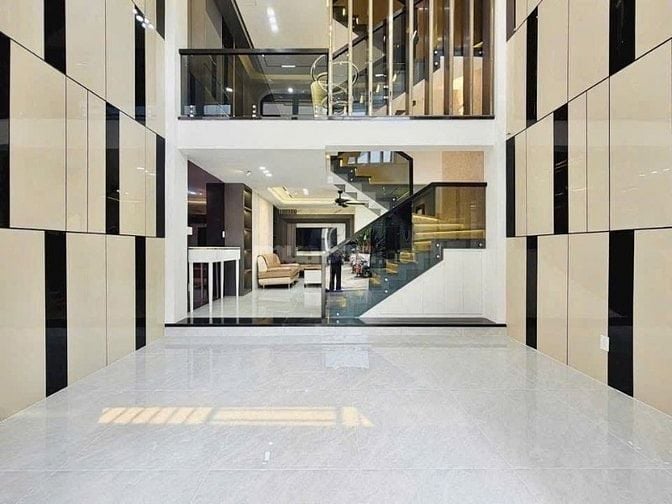 Siêu phẩm 5 lầu Nguyễn Văn Lượng, Phường 17, Gò Vấp, 44,8m2, 3tỷ350tr