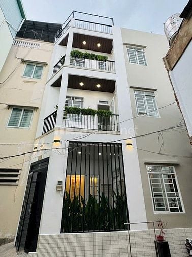 MẶT TIỀN THỤT ÂU DƯƠNG LÂN QUẬN 8 SÁT Q1, DT 48M2 4 TẦNG MỚI KENG