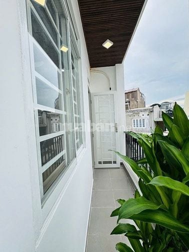 MẶT TIỀN THỤT ÂU DƯƠNG LÂN QUẬN 8 SÁT Q1, DT 48M2 4 TẦNG MỚI KENG