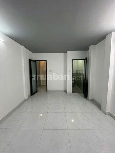 Nhà 1/ hẻm thẳng 3,2m gần MT Trần Phú.3,6mx7,5m.Nhà 3 tầng.Giá 4.95 tỷ