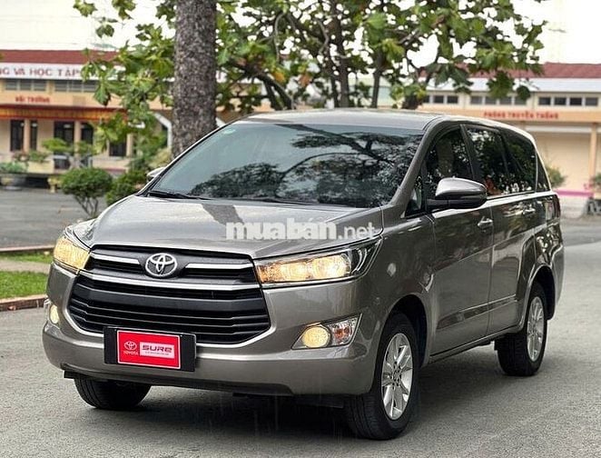 Toyota Innova 2018 2.0G Đồng Ánh Kim
