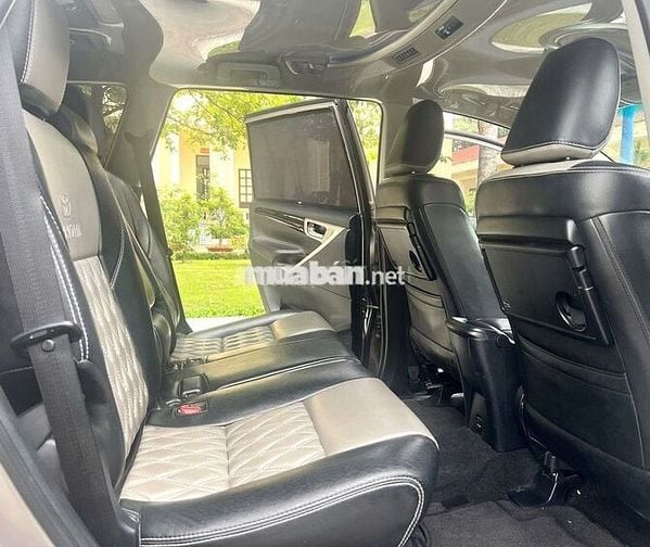 Toyota Innova 2018 2.0G Đồng Ánh Kim
