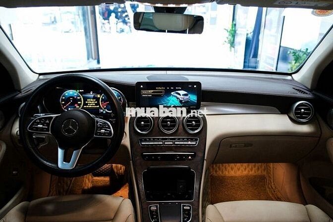 Mercedes GLC200 4Matic 2021 Xám