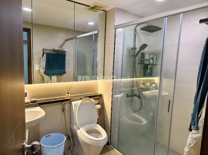 Cho thuê lại 2PN căn hộ  3PN 150m2