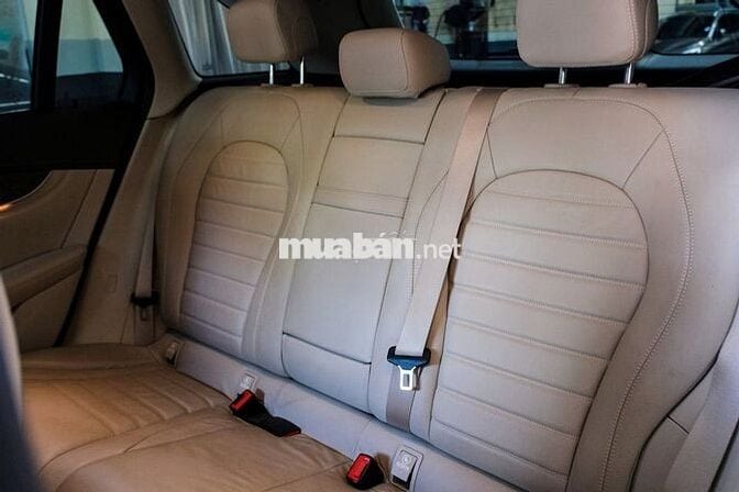 Mercedes GLC200 4Matic 2021 Xám