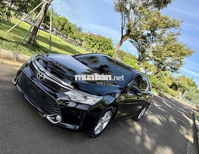 Toyota Camry 2015 2.5Q 90000 km Đen