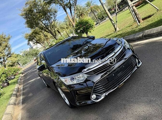 Toyota Camry 2015 2.5Q 90000 km Đen