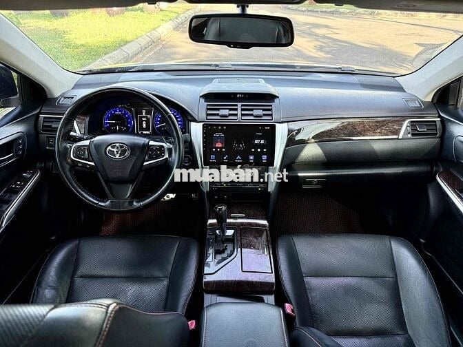 Toyota Camry 2015 2.5Q 90000 km Đen