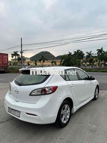 Mazda 3 2011Trắng Nhập khẩu