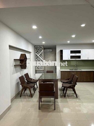 ⭐️ TÔI Cho Thuê Nhà 3 Tầng Mặt Tiền 10m5 Lề 5M Sát Khúc Hạo ⭐️