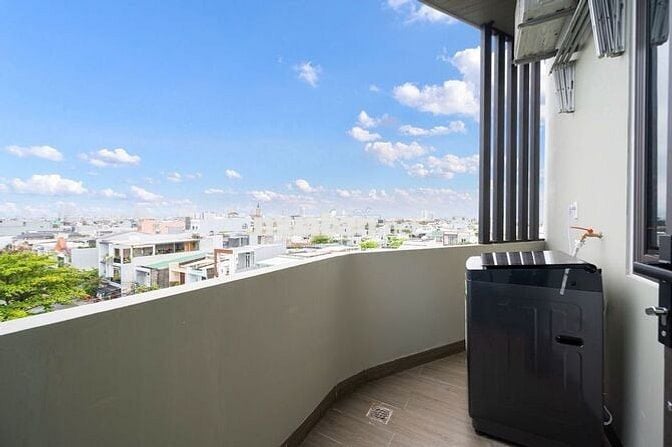 Cho thuê căn hộ 1 phòng ngủ mới keng- Hồ Bơi- gần Biển Mân Thái
