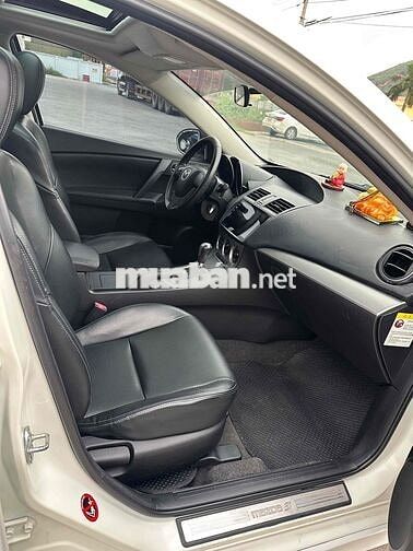Mazda 3 2011Trắng Nhập khẩu