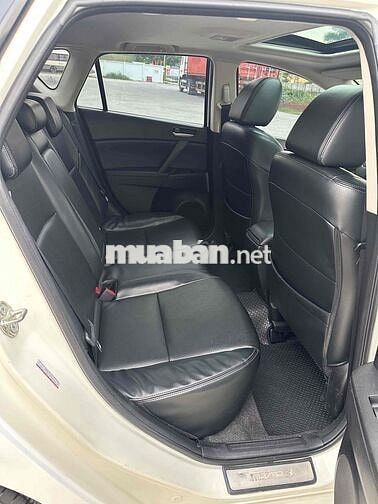 Mazda 3 2011Trắng Nhập khẩu