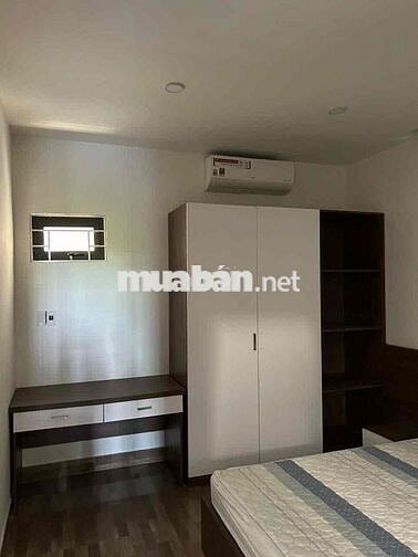 ⭐️ TÔI Cho Thuê Nhà 3 Tầng Mặt Tiền 10m5 Lề 5M Sát Khúc Hạo ⭐️