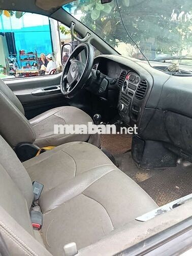 Hyundai Starex Trắng