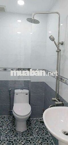 Cho thuê nhà Bình Tân Gần Aeon Tân Phú 4×7 2 tầng 1 sân thượng