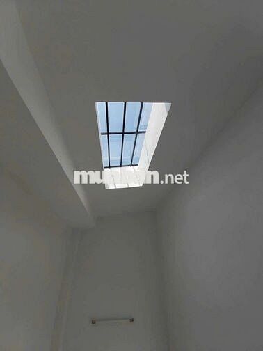 Cho thuê nhà Bình Tân Gần Aeon Tân Phú 4×7 2 tầng 1 sân thượng